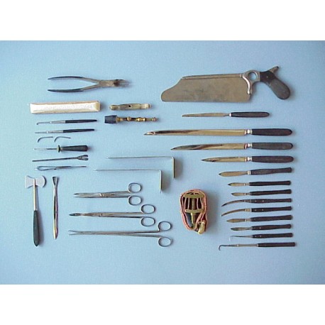 Three Tier Capital Surgical Set